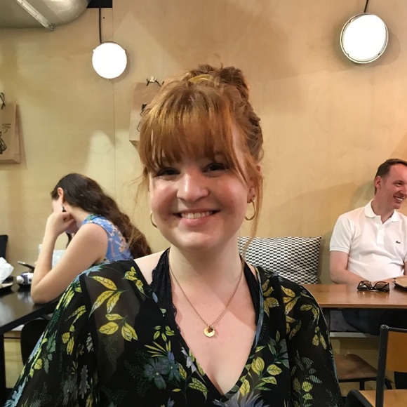 Meet your Posher, Maebry - Picture 1 of 1